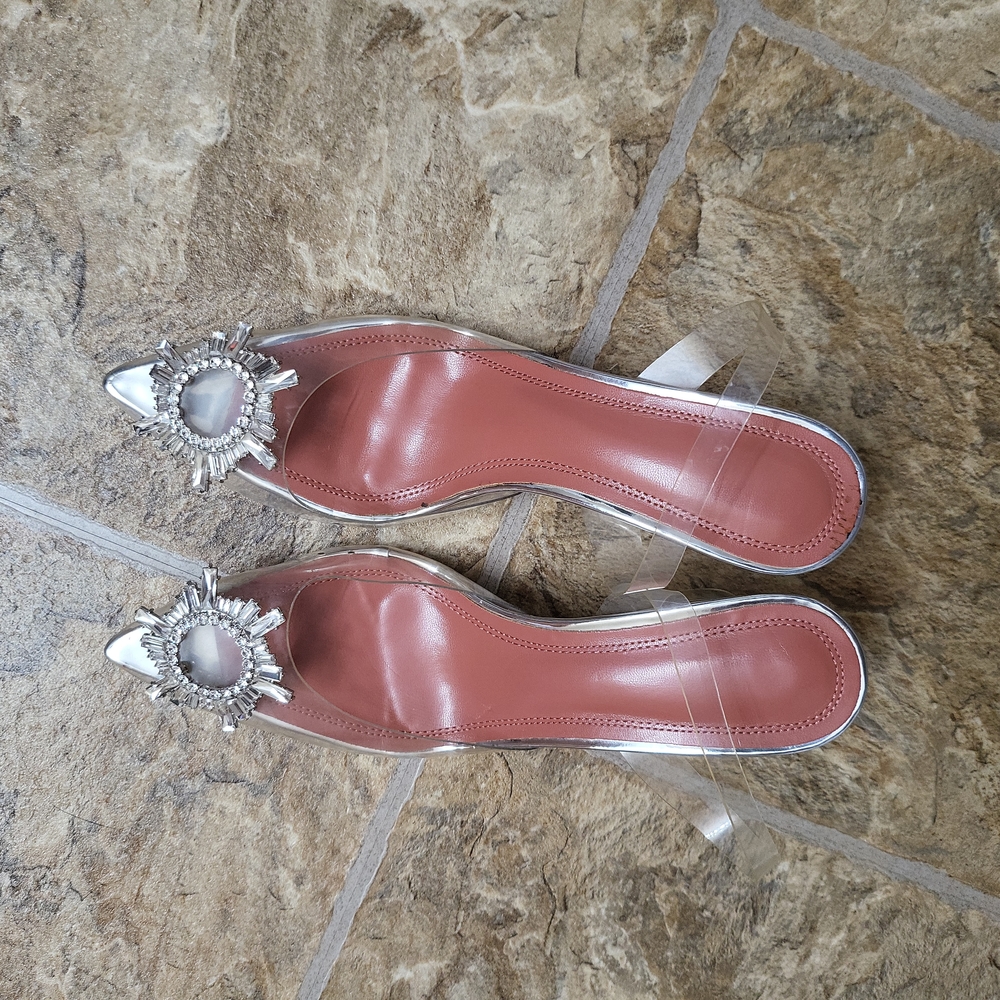 Shoe - Picture 5 of 6